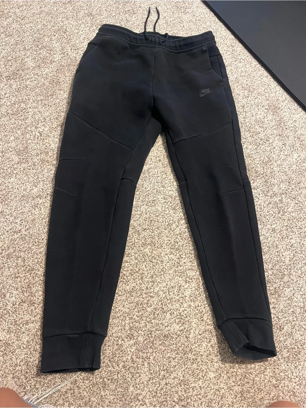 Nike Tech Fleece Joggers Men’s Large Black Tapered Pants HV0959-010